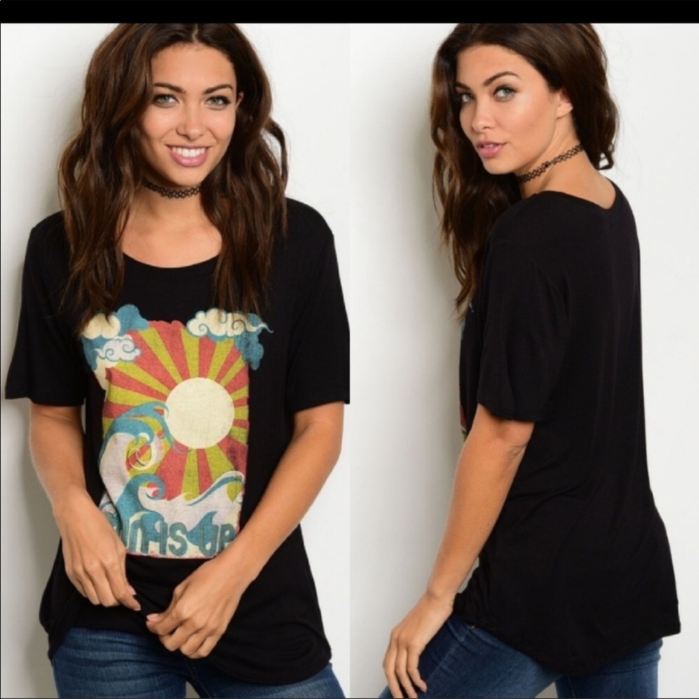 SUN IS UP!☀️☀️Graphic T-Shirt
